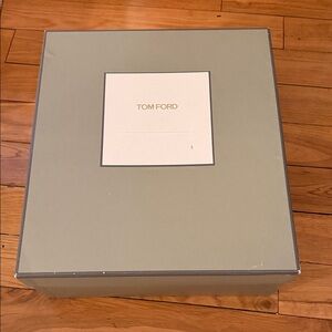 ❤️ Tom Ford Elegant Gray Gift Box Large size